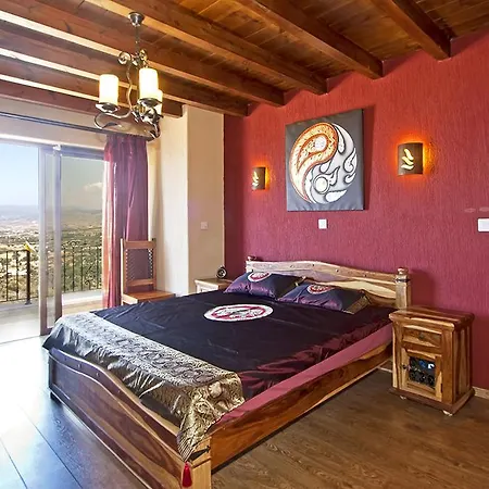 Apollonia Tatil Evi Polis
